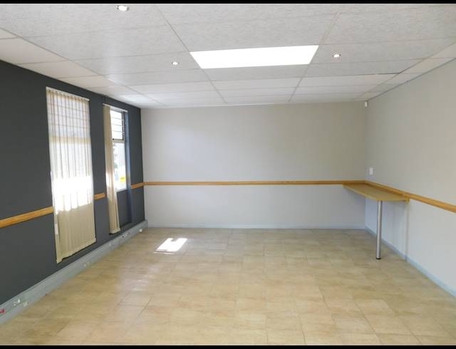 159M² OFFICE FOR SALE IN RANDBURG CENTRAL